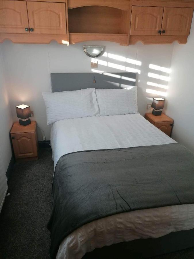 Cornwall Cornwall-Chapmanswell Caravan Holiday Park A30 B&B Bed And Breakfast #41 ลอนเซสตัน ภายนอก รูปภาพ