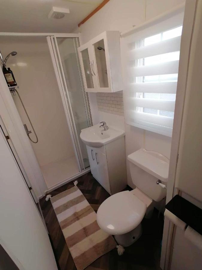 Cornwall Cornwall-Chapmanswell Caravan Holiday Park A30 B&B Bed And Breakfast #41 ลอนเซสตัน ภายนอก รูปภาพ