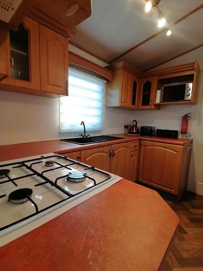 Cornwall Cornwall-Chapmanswell Caravan Holiday Park A30 B&B Bed And Breakfast #41 ลอนเซสตัน ภายนอก รูปภาพ