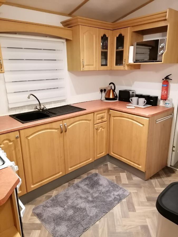 Cornwall Cornwall-Chapmanswell Caravan Holiday Park A30 B&B Bed And Breakfast #41 ลอนเซสตัน ภายนอก รูปภาพ
